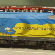 Lokomotywa uniwersalna elektryczna Husarz Euro 2012 Ukraina EU44 (DarekW Roco 62599)